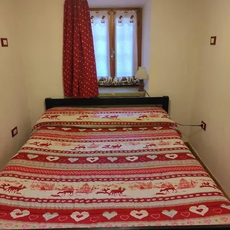 Casa de Férias Casa Del Cios Calda E Intima Casetta Immersa Nel Delle Montagne Alpe Basciumo